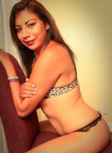 Oklahoma City Escort YummyLexus Adult Entertainer in United States, Female Adult Service Provider, Escort and Companion.